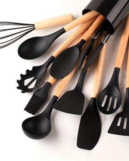 Set di utensili da cucina in silicone ecologico con manici in bambù