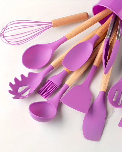 Set di utensili da cucina in silicone ecologico con manici in bambù