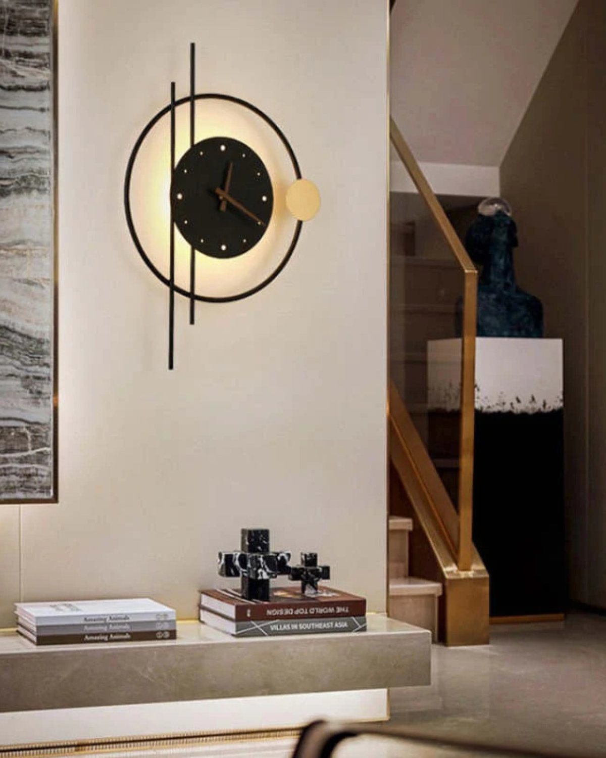 Lampada da parete con orologio Éclipse